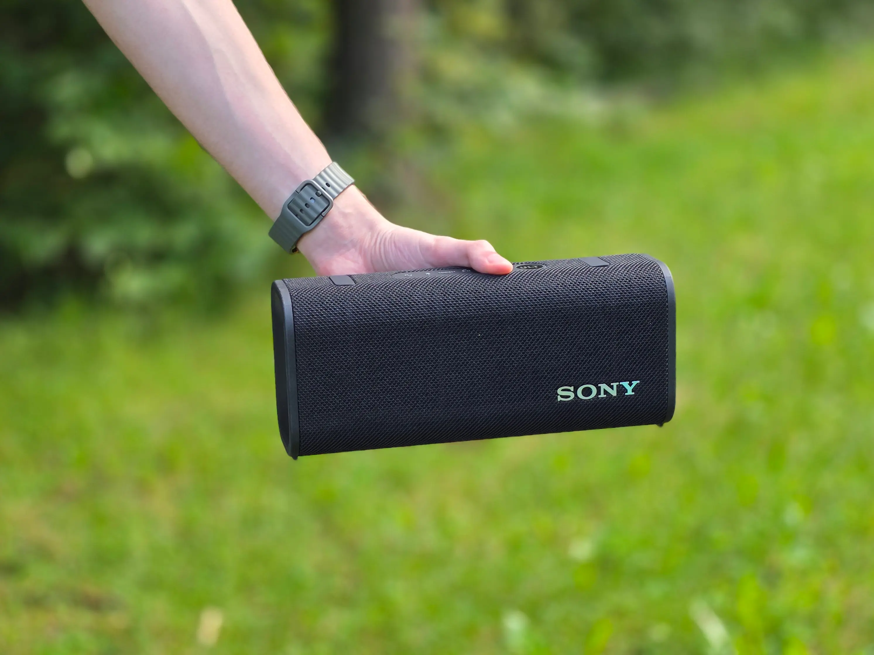 Sony ULT FIELD 3 dizainas